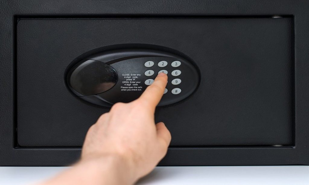 Combinazione della cassaforte dimenticata: cosa fare