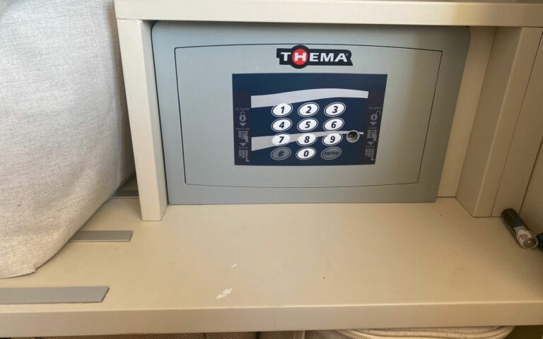 Aprire una cassaforte Thema bloccata